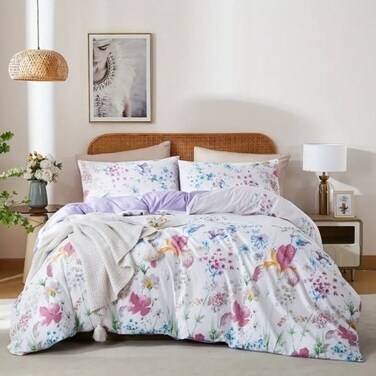 LUNAHOME-Queen size bedding set featuring a beautiful floral design in purple and pink, consisting of six pieces.