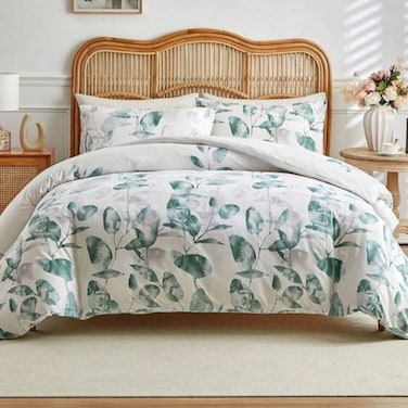 LUNA Home-Queen size 6 piece bedding set, with green and grey leaves.