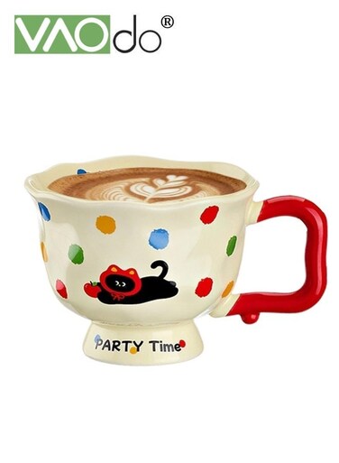 Cut Coffee Mugs, Ceramic Coffee Cup with Handle, Large Mug Latte, Tea, Chocolate, Modern Cup Gift for Men and women, Dishwasher &amp; Microwave Safe 370ML Red