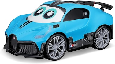 بوراجو أول سيارة تحكم عن بعد لي