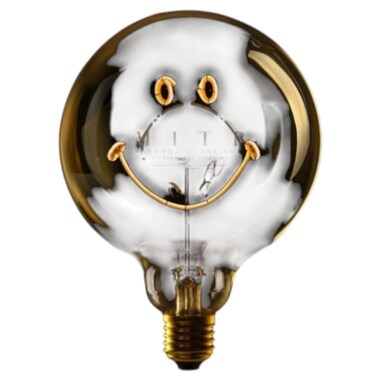 لمبة زجاجية LED SMILEY – زجاج شفاف / عسلي – قطر 70 × ارتفاع 110 مم