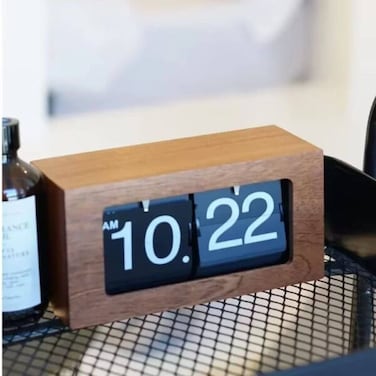 New Flip Clock Modern Home and Office D&eacute;cor