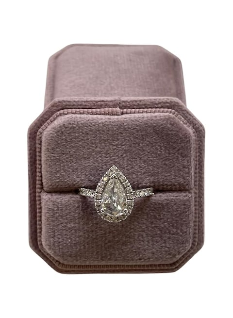 Velvet Treasures Engagement Ring Box Premium 1 Slot Square Octagon Wedding Ring Jewelry Box Vintage Jewelry Box for Engagement &amp; Wedding Ceremony Ring Box for Jewelry Display &amp; Storage (Lavender)