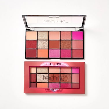 Technic 15 Shades Pressed Pigments Eyeshadow Palette - Hot Love
