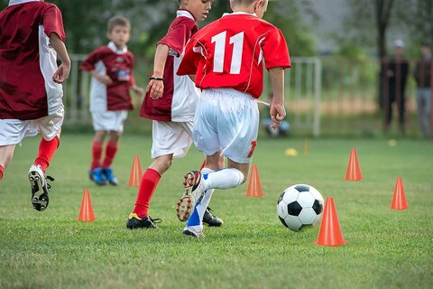 ULTIMAX Agility Marker Cone Set - 25 Pack 23cm Assorted Colors   Traffic Cones for Kids, Soccer, Football, Athletics &amp; Outdoor Training