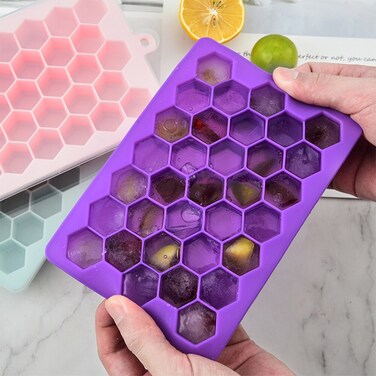 Marrkhor&nbsp;1-Piece Silicone Ice Tray Mold With Removable Lid