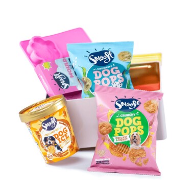 Smoofl Gift Box (2 Dog Pops + Creamy Mix + Medium Mould)
