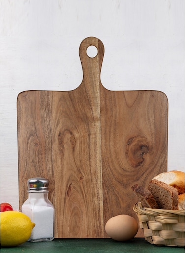 Premium Acacia Wood Chopping Board &acirc;&euro;&ldquo; 32x42x3 cm &acirc;&euro;&ldquo; Rectangular Cutting Board with 4" Handle &acirc;&euro;&ldquo; Large Wooden Charcuterie Board, Cheese Board, Butcher Block for Kitchen &amp; Serving