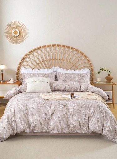 Home Queen size 6 pieces bedding set, featuring a beautiful beige color with white floral design.