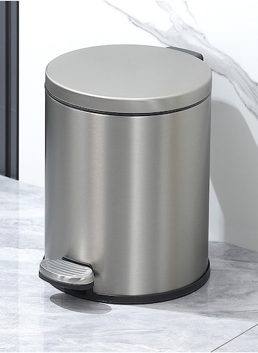 8 Liter Stainless Steel Pedal Trash Bin with a Polished Finish and Removable Internal Bucket