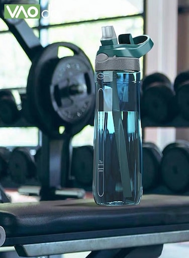 750ML Sports Water Bottle with Duckbill Straw, BPA-Free, Leak-Proof Plastic Drink Bottle, Tritan Gym Bottle with Flip Top, Outdoor Travel Portable Leakproof Drinkware for Fitness &amp; Outdoor