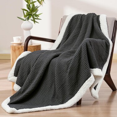Waffle Sherpa Blanket Throw Size (127cm x 152cm), Luxury Plush Flannel Fleece for Winter, Reversible &amp; Cozy Soft, Black