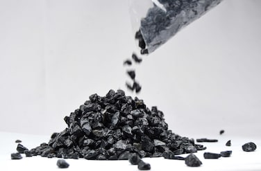 Vsell24&trade; Black Chips 5-8 mm - Decorative Chips for Fish Tanks, Gardens, and DIY Projects 10 KG