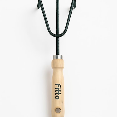 Fitto Hand Cultivator with Wooden Handle and Metal Prongs for Gardening
