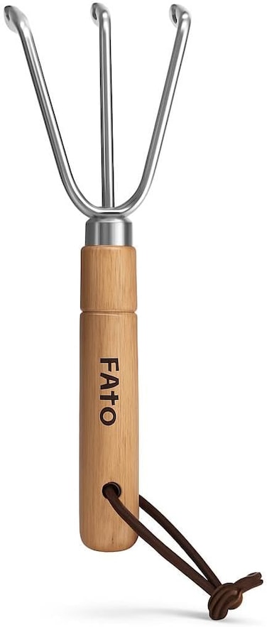 Fitto Hand Cultivator with Wooden Handle and Leather Strap for Soil Aeration and Weeding
