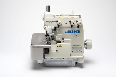 Juki MO-6704DA Pico Machine Complete Set with JUKI table + SEWTOP C550E, SERVO MOTOR