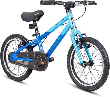 دراجة أطفال سبارتان هايبرلايت مقاس 24 بوصة مصنوعة من سبيكة معدنية، إطار خفيف للغاية من سبيكة 6061 بوزن 11 كجم، نظام نقل حركة شيمانو بسبع سرعات وتصميم مريح مناسب للأعمار من 9 إلى 12 سنة