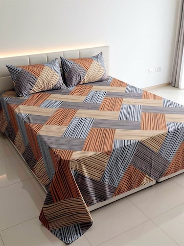 3-Piece King Size 180 TC Flat Bedsheet And Pillow Case Set Includes 1x Bedsheet 220x240 cm, 2x Pillow Cases 50x75 cm