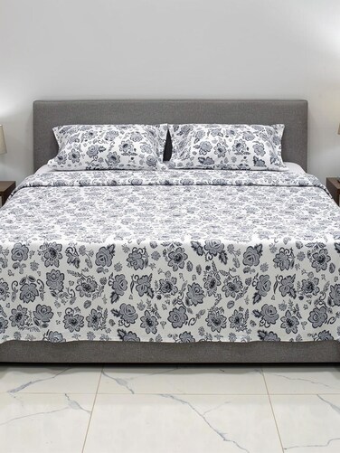 3-Piece King Size 180 TC Flat Bedsheet And Pillow Case Set Includes 1x Bedsheet 220x240 cm, 2x Pillow Cases 50x75 cm