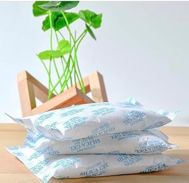 URbazaar 50 Pcs Non-toxic Pure Silica Gel, Silica Gel Moisture Absorber,Desiccant Damp Dehumidifier Room Kitchen Clothes Storage Moisture Absorber Bags (10g-50pcs)