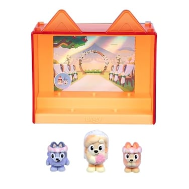 Bluey Fuzzies Episode Pack: The Sign. With 3 Specially Flocked Collectible Mini-Figures (Incl. 1 Exclusive), Display Case, Foil Trading Card, And Collector's Guide. 50 Mini-Figures To Collect!