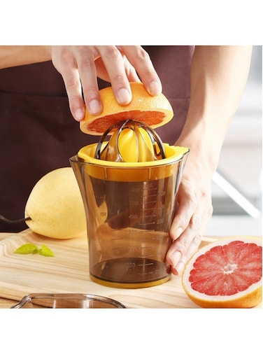 Lemon Squeezer &acirc;&euro;&ldquo; Durable Citrus Press for Lemon, Lime &amp; Orange &acirc;&euro;&ldquo; Easy Juicing, Dishwasher Safe, Compact and Efficient