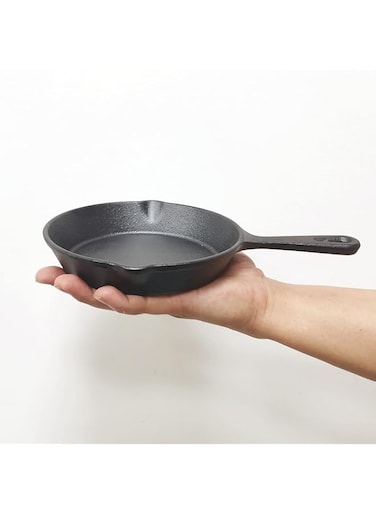MOZUVE 6 Inch Cast Iron Skillet, Frying Pan with Drip-Spouts, Pre-seasoned Oven Safe Cookware, Camping Indoor and Outdoor Cooking, Grill Safe, Restaurant Chef Quality