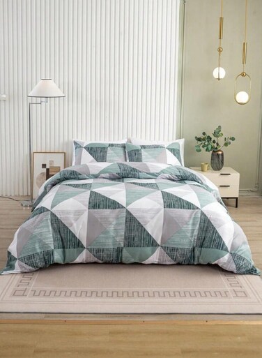 Home Queen Size 6 Pieces Bedding set, Simply Geometric print, Green Color.