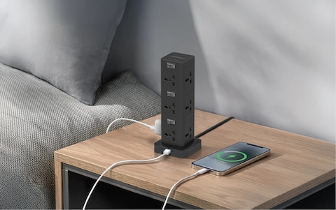 بورودو موزع طاقة ثلاثي المستويات بـ 12 منفذ AC، منفذا USB-C بقوة PD 20W، منفذ USB-A، حماية مدمجة، كابل بطول 3 أمتار، طاقة 2500 واط، مادة PC مقاومة للحريق، تصميم مدمج ومتين - أسود
