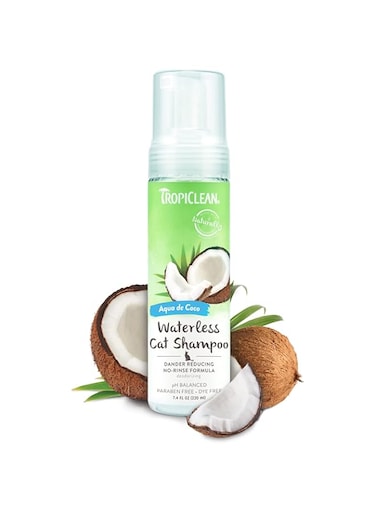 TropiClean Aqua de Coco Waterless Cat Shampoo   Cat Dandruff &amp; Cat Allergen Reducer   Natural Dry Cat Shampoo Derived from Natural Ingredients   Made in The USA   7.4 oz