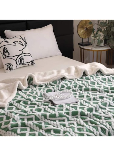 COMFY Bell SOFT &amp; LUXURIOUS 200 X 230 CM GREEN EMBOSSED BLANKET