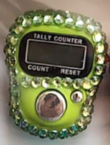 عداد أصابع يدوي صغير – جهاز عد ياباني رقمي بحلقة إصبع للترديد الياباني والتسبيح والصلاة والخياطة وتسجيل نقاط لعبة الجولف – ضروري لشهر رمضان