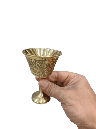 Vintage Luxury Round Glass Drinkware &ndash; Premium Quality Royal Lifestyle Drinking Glass for Self Use, Gifting, and Collectibles
