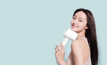 Xiaomi Mi Ionic Hair Dryer &ndash; Compact &amp; Lightweight Fast-Drying Hairdryer with Ionic Technology for Smooth, Frizz-Free Hair
