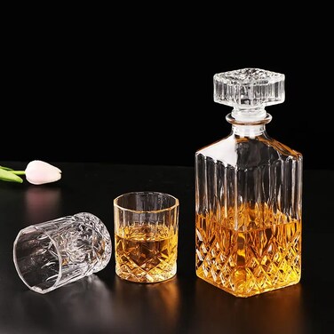 Luxury Crystal Whiskey Decanter Set &ndash; Engraved High-End Kristall Glass Wine &amp; Whiskey Bottle with Stopper   Modern Barware Gift Set for Men, Scotch, Bourbon, Liquor