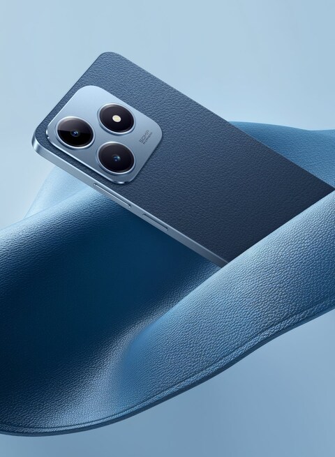 ريلمي C63 بشريحتي اتصال، جلد، أزرق، ذاكرة وصول عشوائي (RAM) سعة 8 جيجابايت وذاكرة داخلية سعة 256 جيجابايت وذاكرة داخلية سعة 4 جيجابايت - إصدار الشرق الأوسط