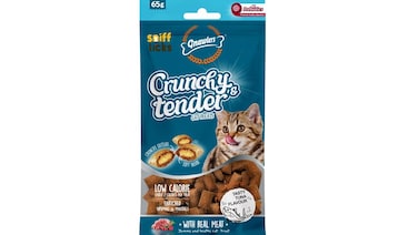 Gnawlers Tuna Flavour Crunchy &amp; Tender Cat Treats 65g