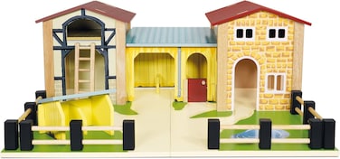 Le Toy Van Wooden Farmyard playset