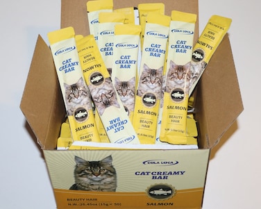 High-end Quality Salmon Cat Creamy bar Snacks Treats Cat Wet Food (15g x50pc)
