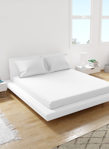 Linen Double Striped Fitted Elastic Bedsheet with 2 Pillow Case 160 x 200 Cm White