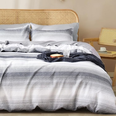 3 Piece Queen Waffle Weave Duvet Covet Set, Ultra Soft Luxury Textured Comforer, Set includes 1x 230cm x 230cm Duvet covet + 2 x 50cm x 65cm Pillow Shams, White and Navy