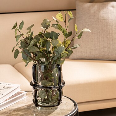 ماك هوم مزهرية زجاجية أنيقة بتصميم انسيابي باللون الأسود
مزهرية سيراميكية أنيقة لتزيين المنزل - تصميم حديث بسيط، مثالية لغرفة المعيشة، أو المكتب، أو طاولة المدخل