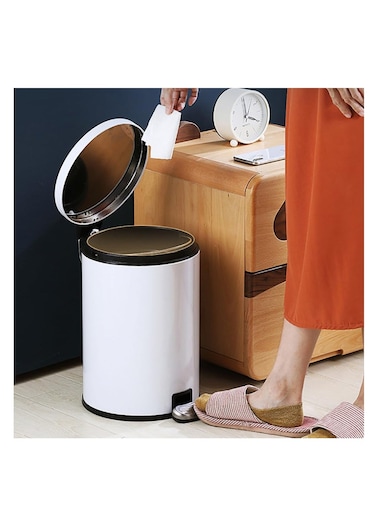 Stainless Steel Pedal Bin, Smudge Resistant Trash Can with Foot Pedal and Soft-Close Lid Round, Hands Free Garbage Bin for Kitchen Living Room Bathroom Office and Hotel (White, 8L)