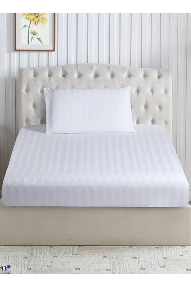 Premium 2 Piece &acirc;&euro;&ldquo; 120x200 cm Twin Striped Fitted Sheet, and 30 cm Deep Pocket, Secure All-Around Elastic Fit, No Excess Fabric.