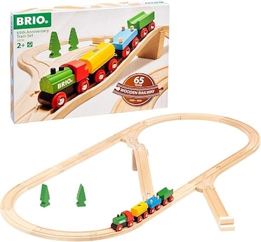 BRIO Classic Figure 8 Wooden Train Set &ndash; 22-Piece FSC-Certified Starter Kit With Engine, Station, Bridge, Trees &amp; Tracks &ndash; Classic Imaginative Play for Ages 3+