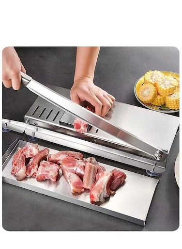 قطاعة اللحوم المجمدة من الفولاذ المقاوم للصدأ مع أقدام ثابتة غير قابلة للانزلاق مثالية لتقطيع العظام وتقطيع لفائف اللحم البقري على شكل مقصلة في المنازل ذات الوعاء الساخن.
