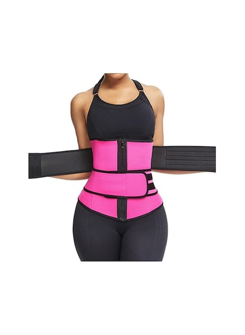 hourglass figure is working out with a waist trainer good