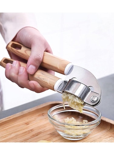 Garlic Press &amp; Crusher &ndash; Manual Multifunctional Vegetable Grinder for Garlic, Ginger, and More  Easy-to-Use Squeezer &amp; Masher for Cooking Prep
