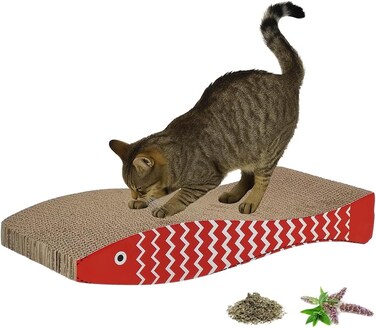 Fish-shaped cat scratcher for Indoor cats, Durable corrugated cardboard scratching pad with Catnip and Curved design, Reversible cat scratching board for Claw grinding, 45 cm (Red)