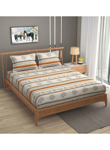 Premium Queen Size Fitted Bedsheet with 2 Pillowcases &acirc;&euro;&ldquo; Modern Design &acirc;&euro;&ldquo; Deep Pocket (180x200+35 cm, 72 x 78 + 10 inch) Soft, Breathable Microfiber Bedding Set for Home Comfort